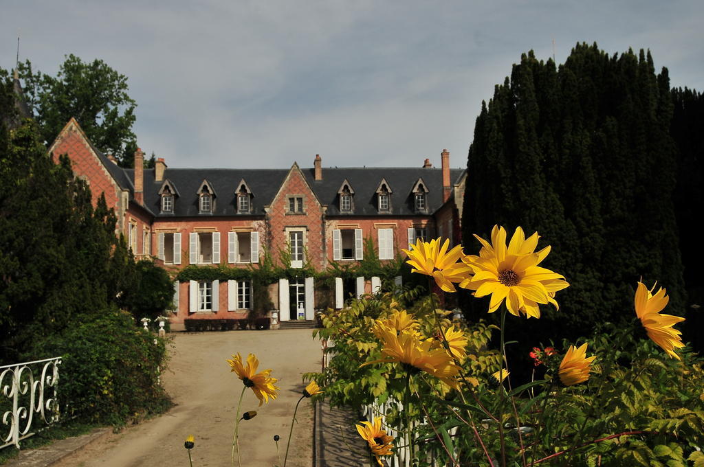 Bed and Breakfast La Demeure D'Aglae Villeneuve-sur-Allier Экстерьер фото