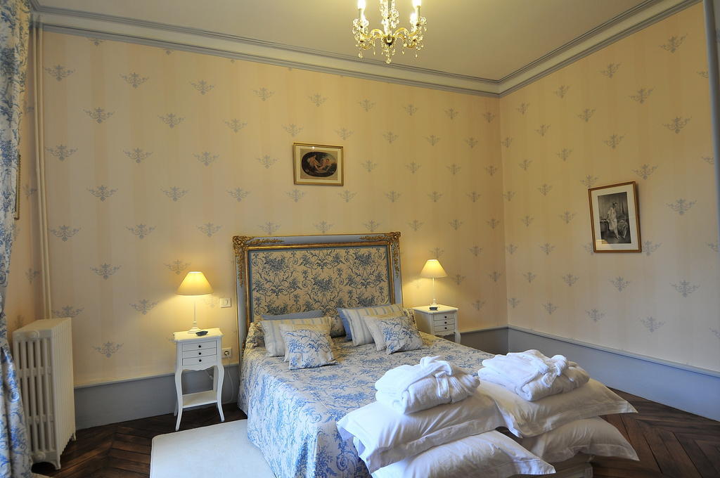 Bed and Breakfast La Demeure D'Aglae Villeneuve-sur-Allier Номер фото