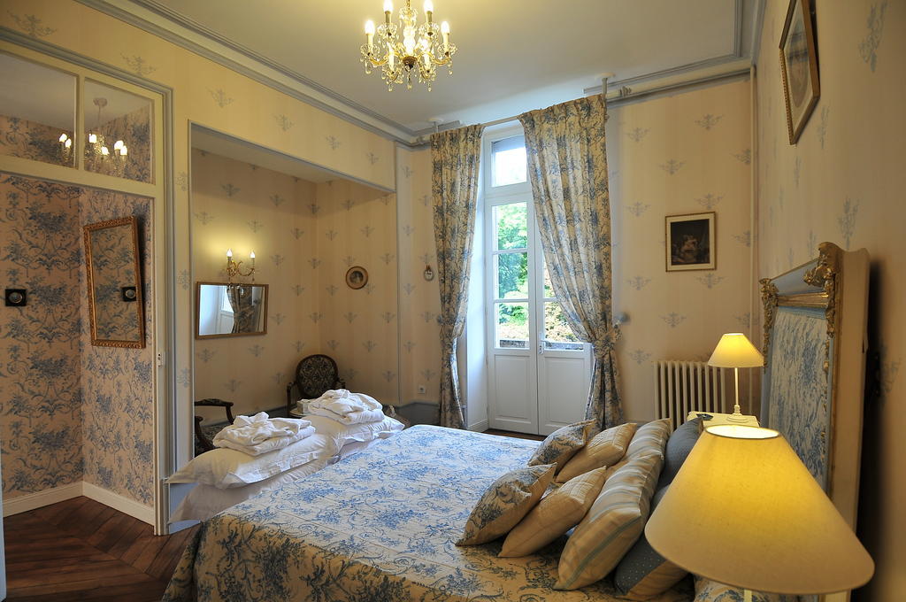 Bed and Breakfast La Demeure D'Aglae Villeneuve-sur-Allier Номер фото