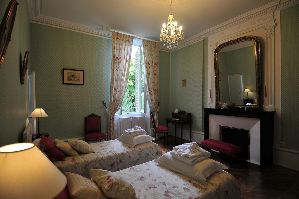 Bed and Breakfast La Demeure D'Aglae Villeneuve-sur-Allier Номер фото