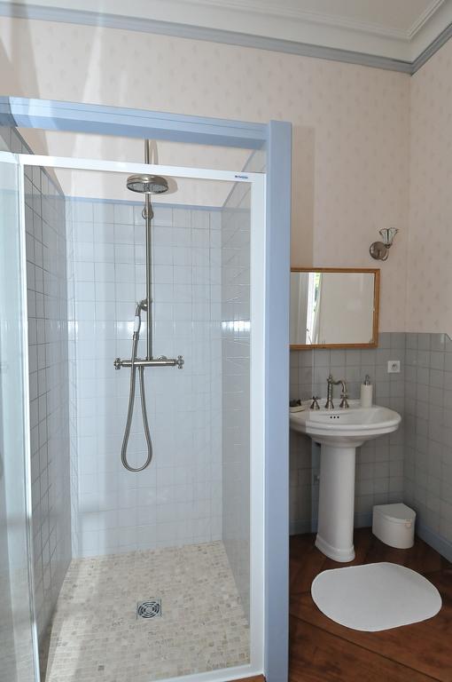 Bed and Breakfast La Demeure D'Aglae Villeneuve-sur-Allier Номер фото
