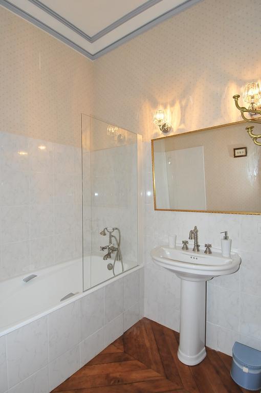 Bed and Breakfast La Demeure D'Aglae Villeneuve-sur-Allier Номер фото